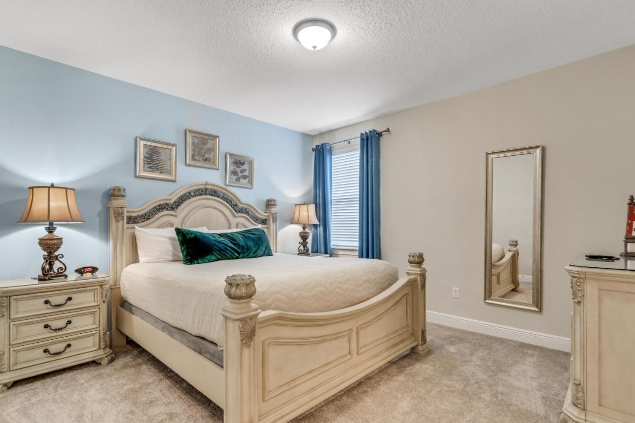 Huge 10 Bdr Family House With Arcades And Free Pool Heat Near Hébergement de vacances *